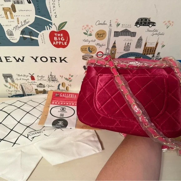 Pink velvet nwt quilted bag purse - Picture 8 of 10